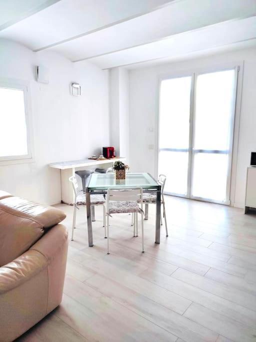 Ambroeus Apartmens Casa Spaziosa In Centro Paese Inzago المظهر الخارجي الصورة